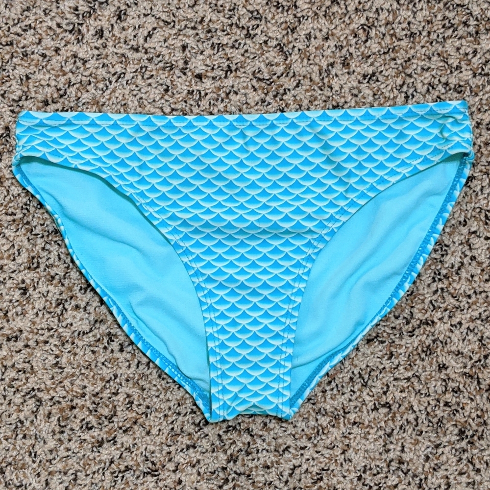 3/$15🍎Mermaid Bikini Bottoms Size S